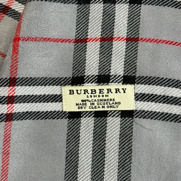 BURBERRY Scarf Shawl Classic Nova Check 100% Cashmere Gray 70x27 - Picture 1 of 5